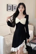 辣妹不规则黑色秋冬长袖连衣裙大码女装胖显瘦裙子黑色裙