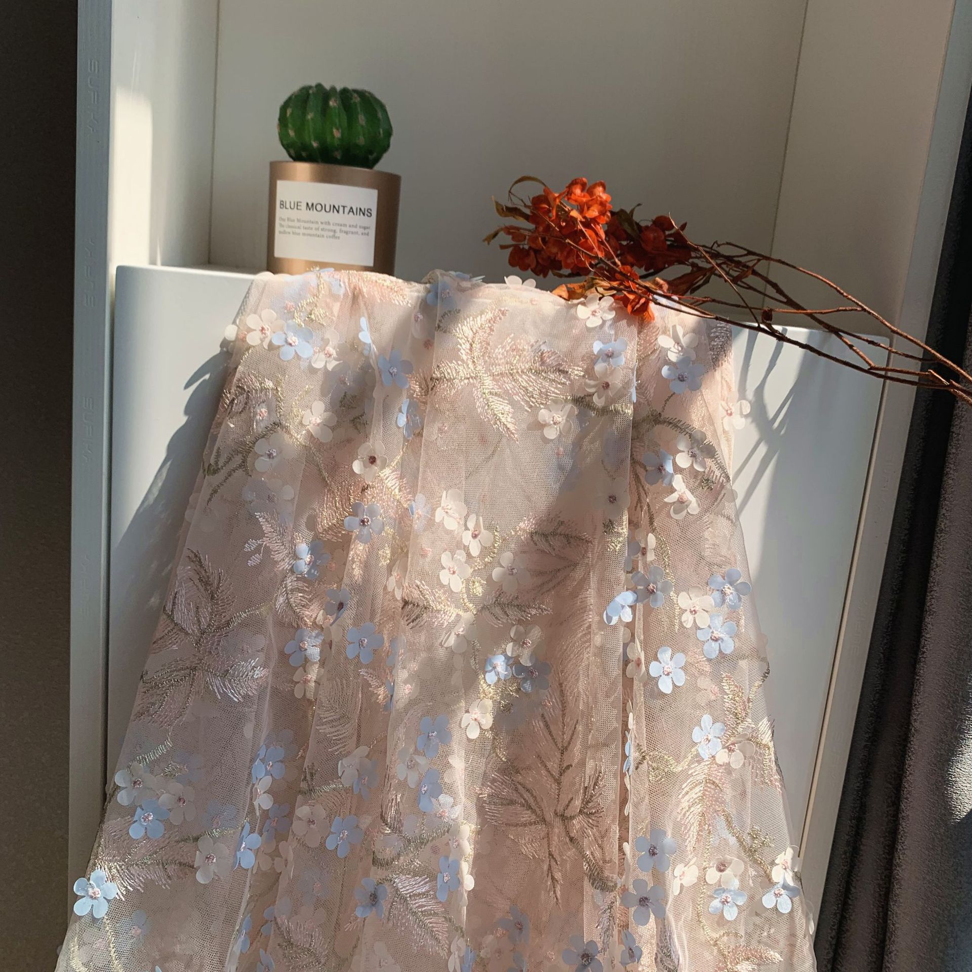 Malla bordada láser bordado tridimensional pequeña flor malla poliéster malla bordada de los niños ropa mantel Hanfu Lolita tela