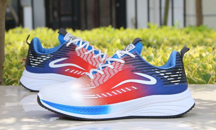 2024 Neue Ice Silk Junior High School Sports Frühlings- und Sommermode Herren-Laufschuhe mit atmungsaktiven_voghion.com