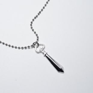 �����Tʿ��Blade����һ���� ����Ԫ������߅cos������Ů�Ʒ