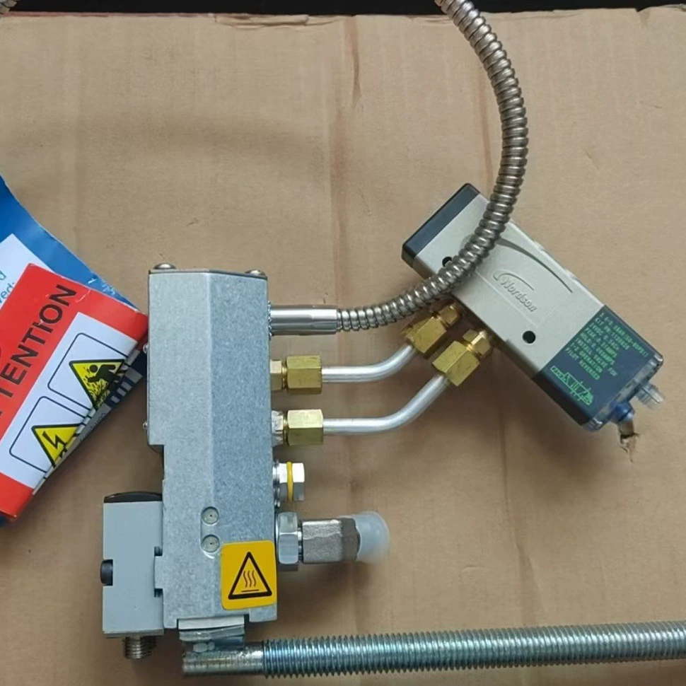 Nordson Nordson мини-термоплавкий клей второго поколения 1120413