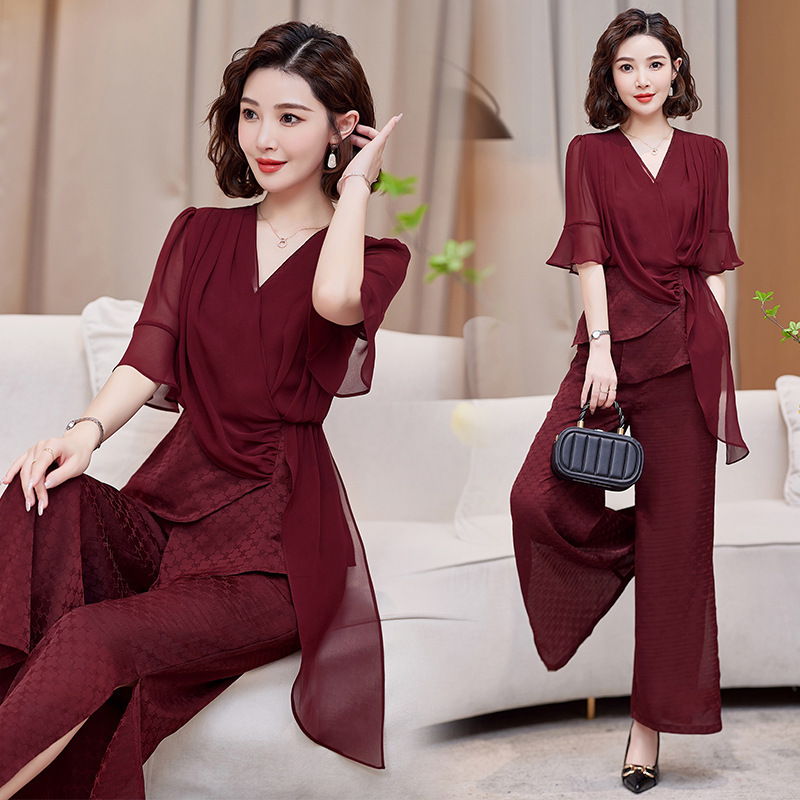 Summer Mother-In-Law Wedding Banquet Outfit, Suitable for Everyday Wear, Wedding Attire, Elegant and Youthful Stylish Pants Suit Summer Mother-In-Law Wedding Banquet Outfit, Suitable for Everyday Wear, Wedding Attire, Elegant and Youthful Stylish Pants Suit