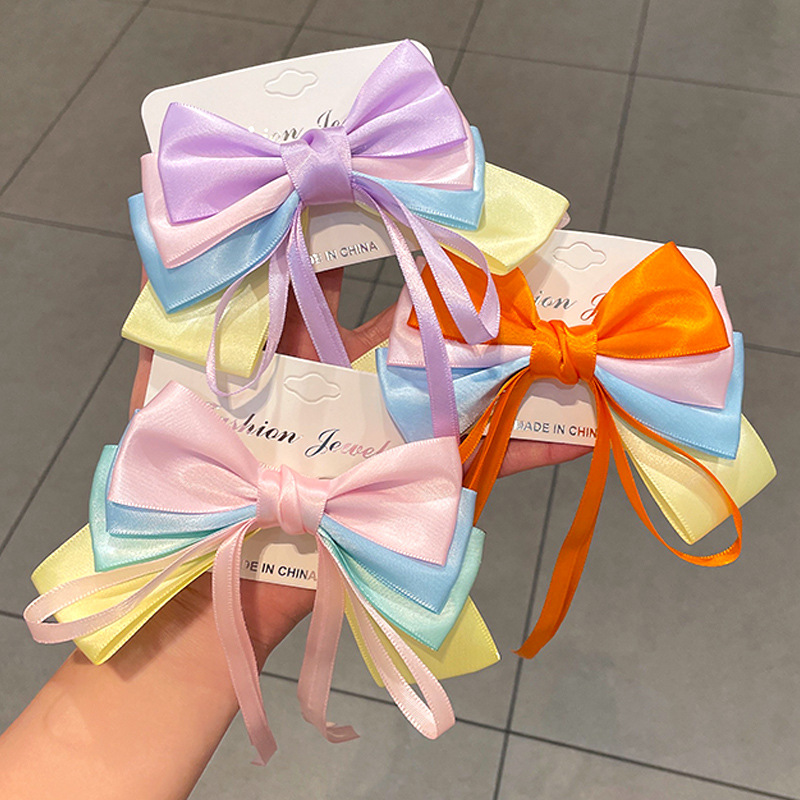 Children's hairgrip with bow