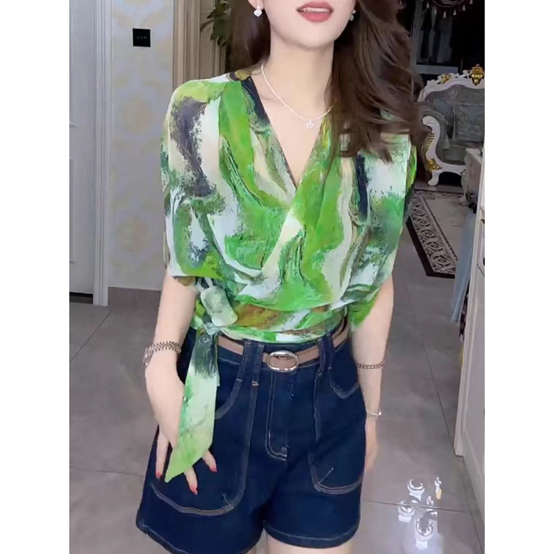 여름 여성을 위한 프렌치 우아한 쉬폰 셔츠, 꽃무늬 리본, 슬림핏, 살을 커버해주는 짧은 브이넥 탑