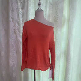 若楠同款红色一字领露肩毛衣女2024秋季宽松休闲慵懒风针织衫