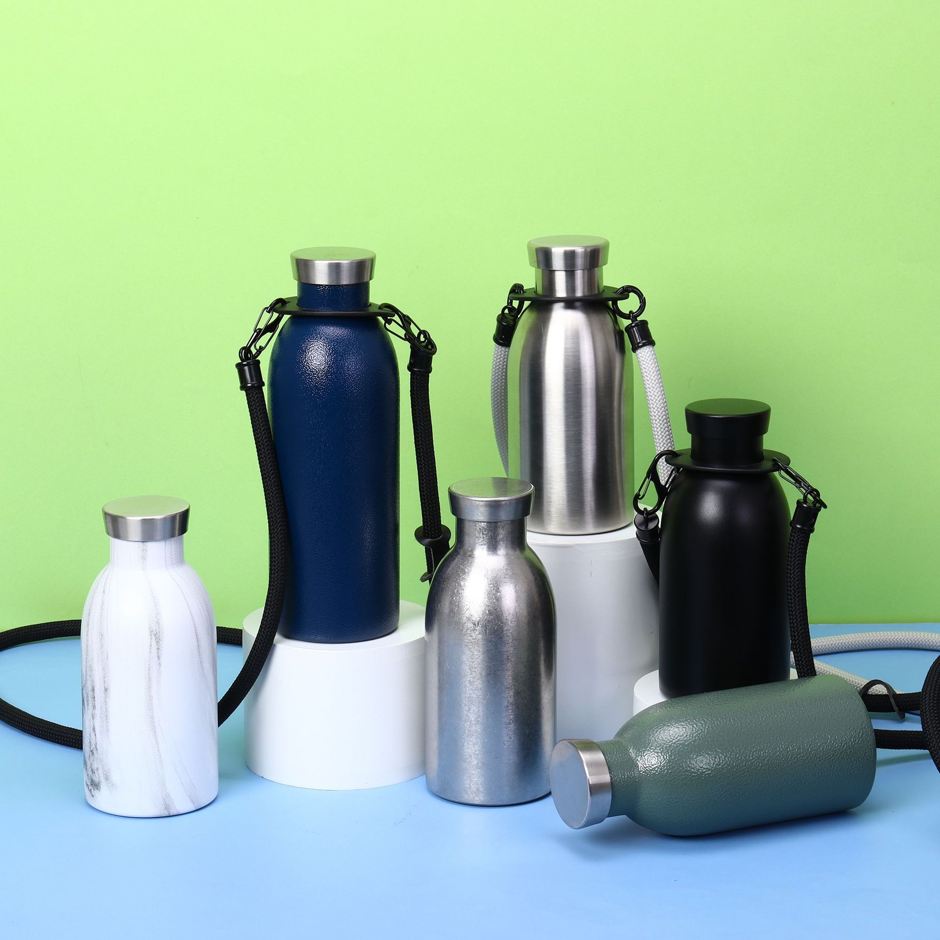 跨境新款304不锈钢双层真空保温杯便携运动水壶带提绳随手杯批发