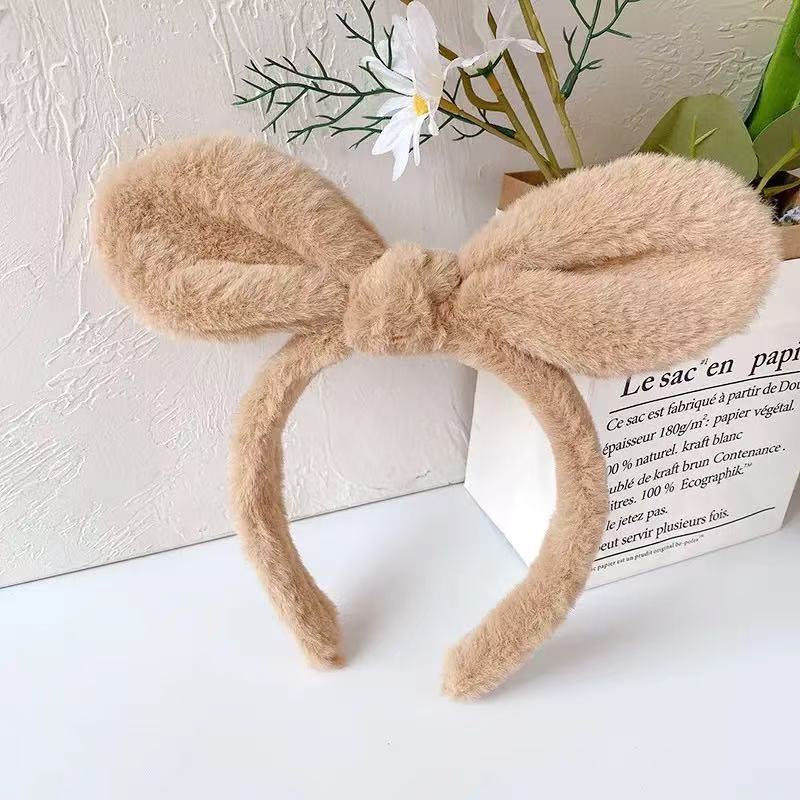 Lazo de peluche caqui