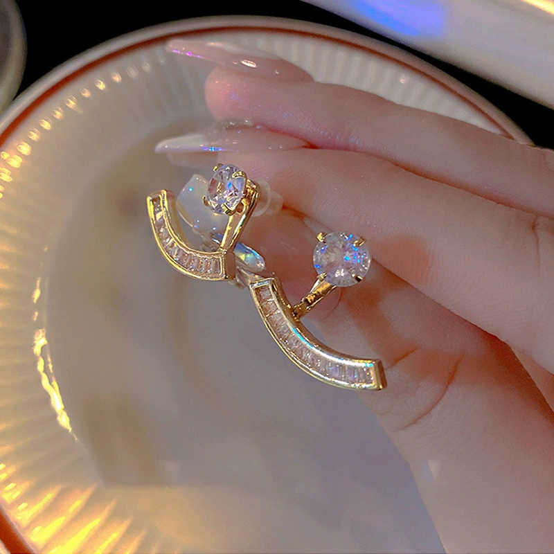 Серебряная игла, золотые универсальные ретро серьги, серебро 925 образец, интернет-знаменитость, стиль легкой роскоши, стиль высокого качества, яркий запоминающийся стиль