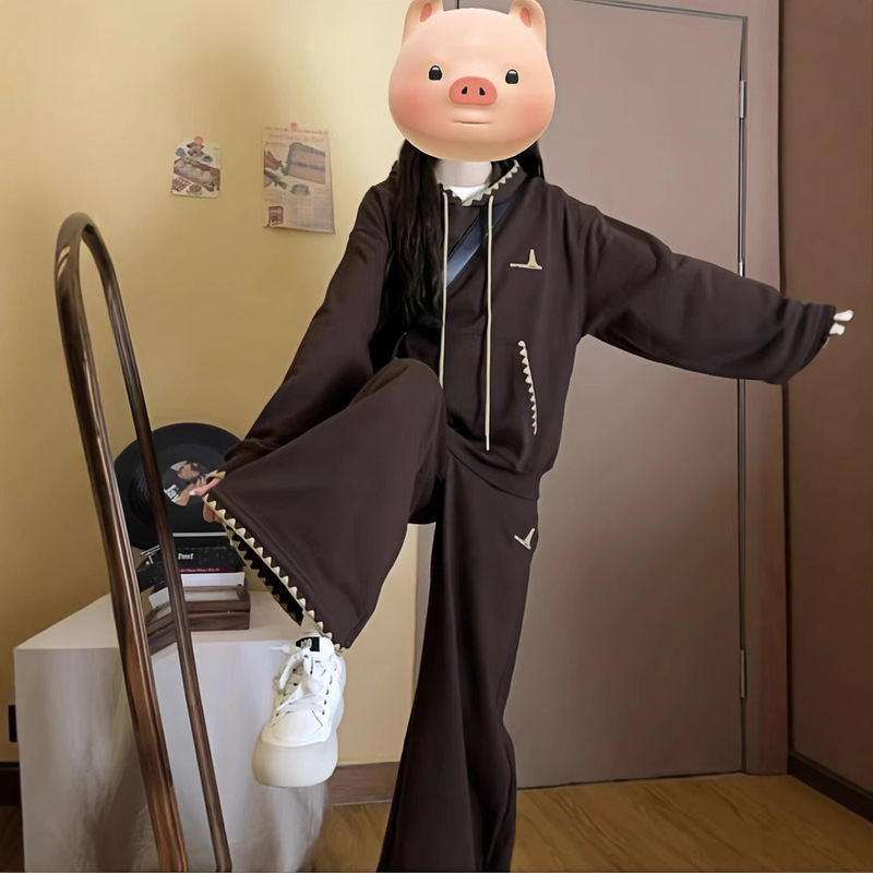 Gladmei Autumn Two-Piece Casual Sports Suit for Women, Loose Sweatshirt, Korean Style Salt Series Outfit, Vintage Beaded