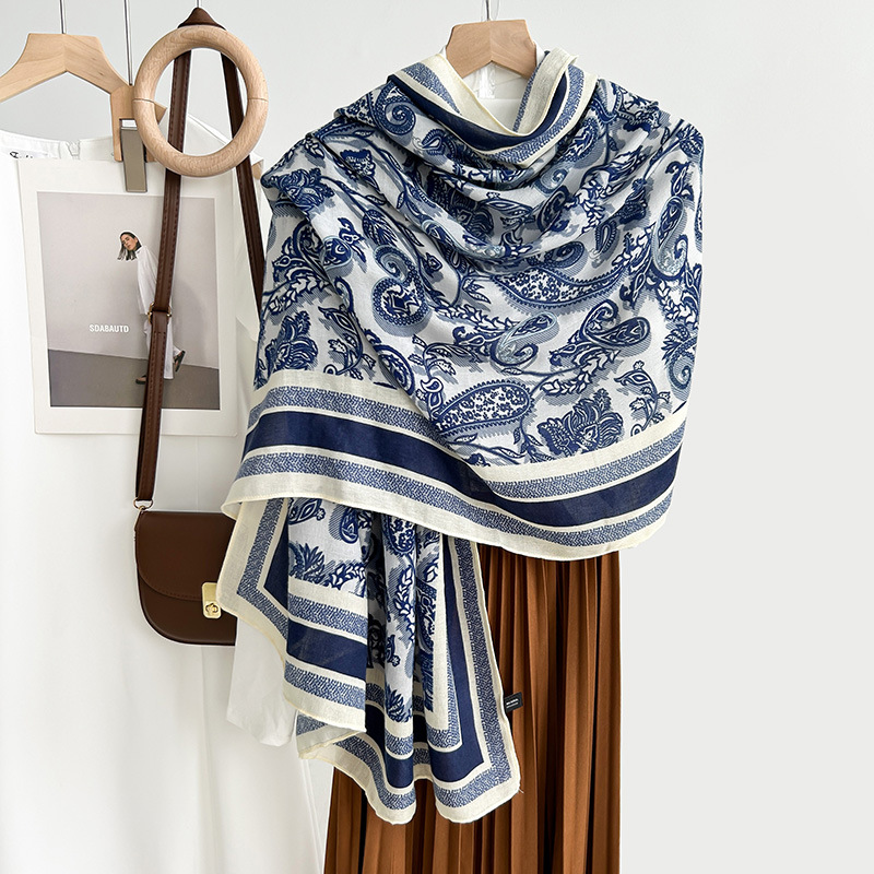 Otoño y invierno de alta calidad temperamento de moda sala de aire acondicionado chal Europa y Estados Unidos transfronterizos retro marco impreso bufandas de caju mujeres
