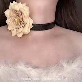 立体山茶花朵小众纯欲项链绳子绑带choker多带法可调节玫瑰项圈女