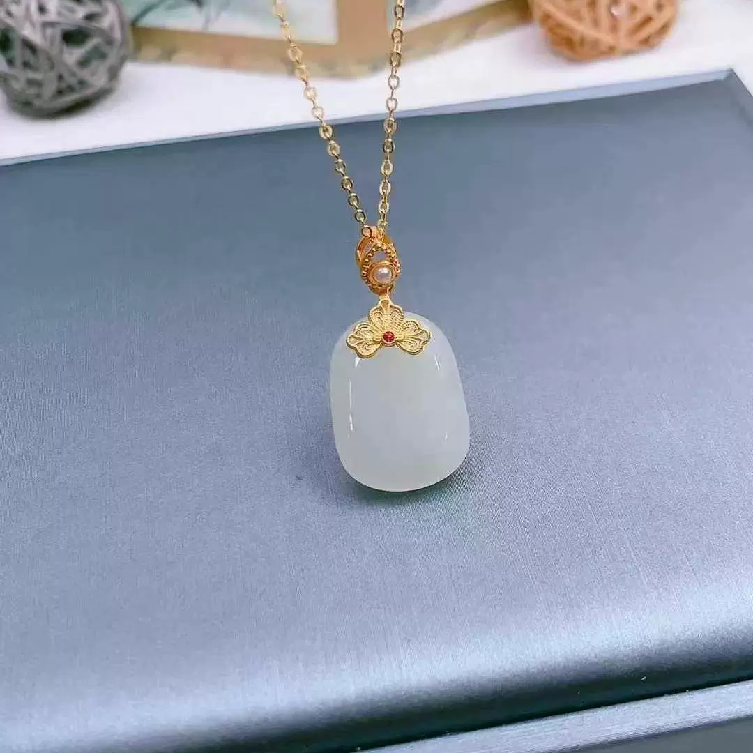 天然和田玉无事牌吊坠项链 925银镀金配件批发项链男女款挂件合集