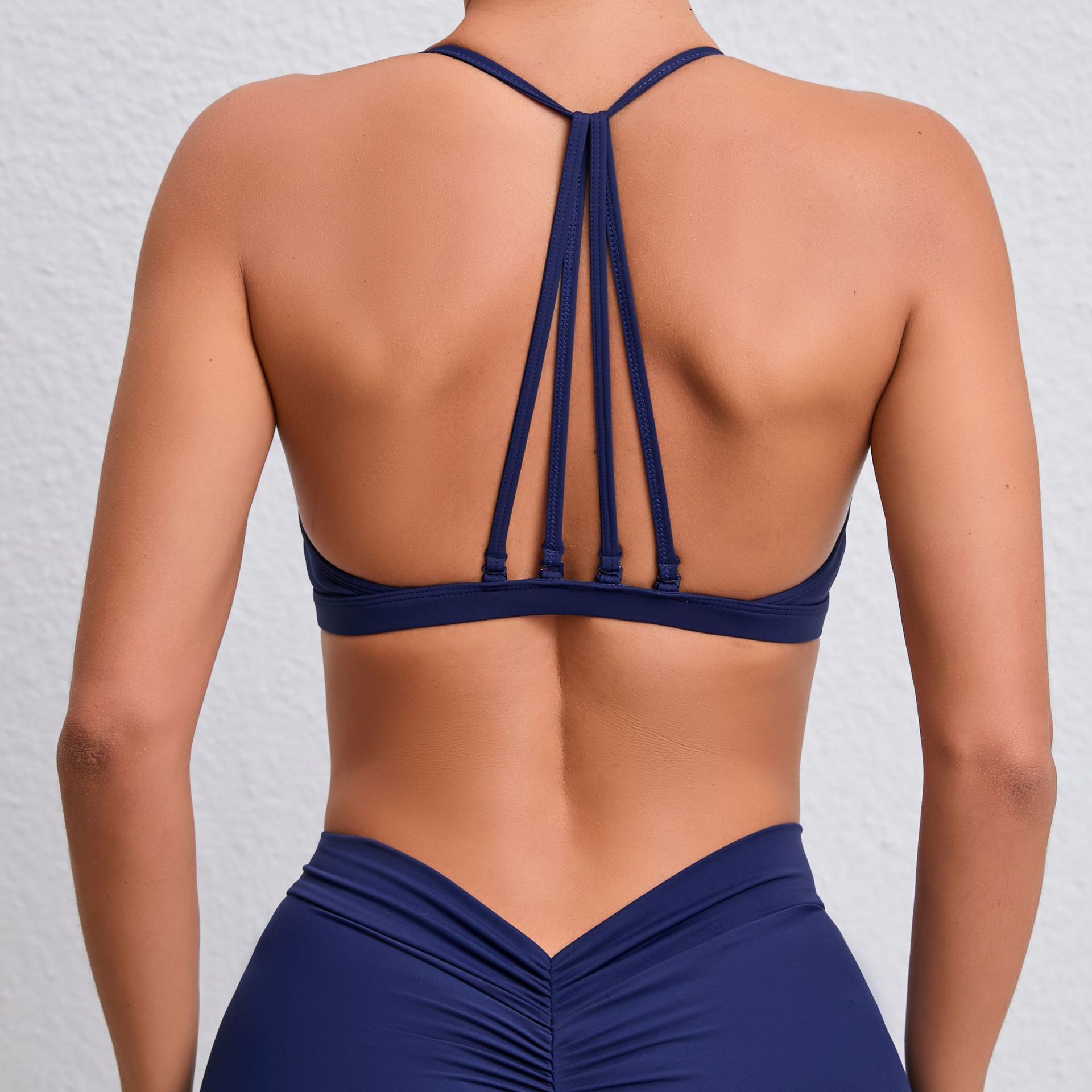 Sports Solid Color Active Tops Nylon Halter Crisscross Tank Activewear display picture 4