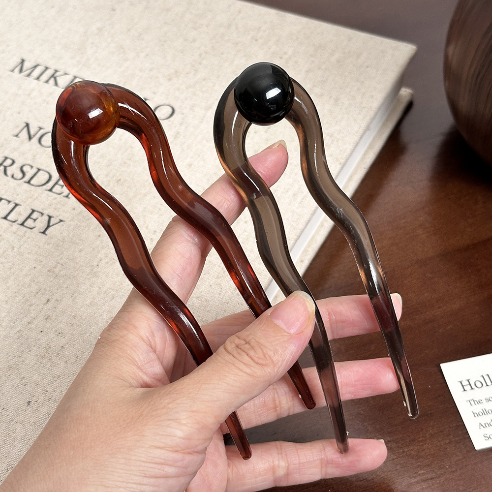 Coconut Frozen cuentas redondas en forma de U horquilla retro mujer 2025 nuevo temperamento de gama alta simple cabeza de bola estilo nacional horquilla