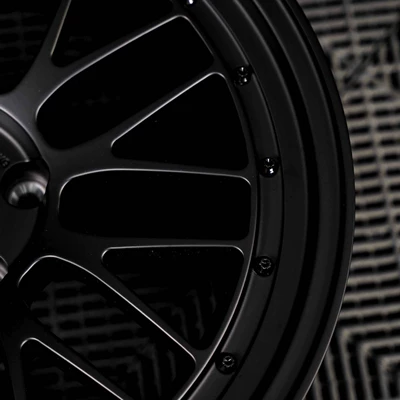 Hub new data-based customization, two-piece