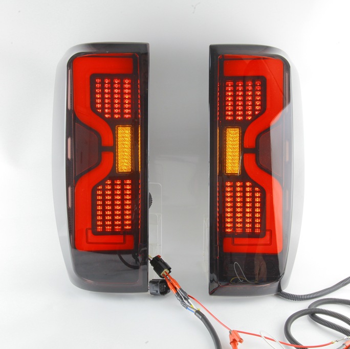 Aplicable a 12-21 Ford Ranger luz trasera luz de freno luz de advertencia