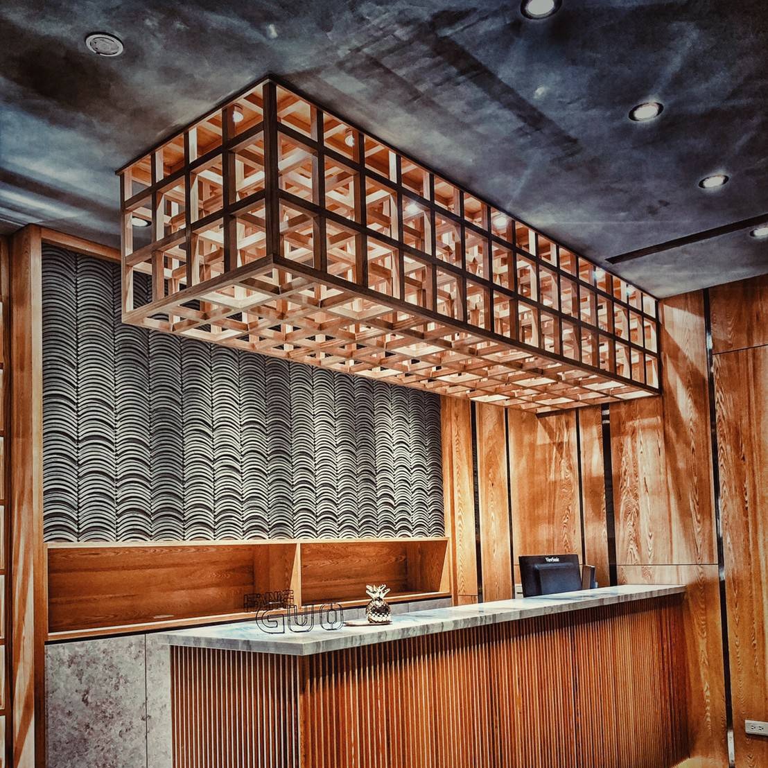 PU agua piedra teja tablero de cemento tablero rayado cortina de agua pared de fondo decoración de patio ladrillo al aire libre pu vetas fabricante de piedra