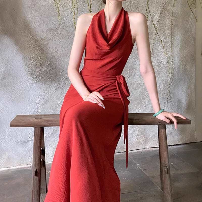 新しい中国風の中国風の山と月のレトロな気質のドレス女性の春と夏の赤いスイングカラーロングスカート|undefined