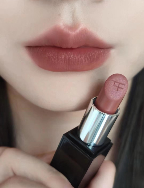 国境を越えた人気のT's Coffee Rose Lipstick 100 Big Show ヌードブラウン限定リップスティック 02 # 07 # フォーマルドレスのドロップシッピング|undefined