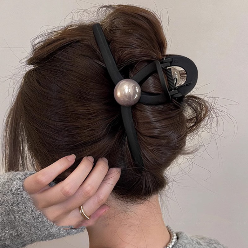 02#White beads cross