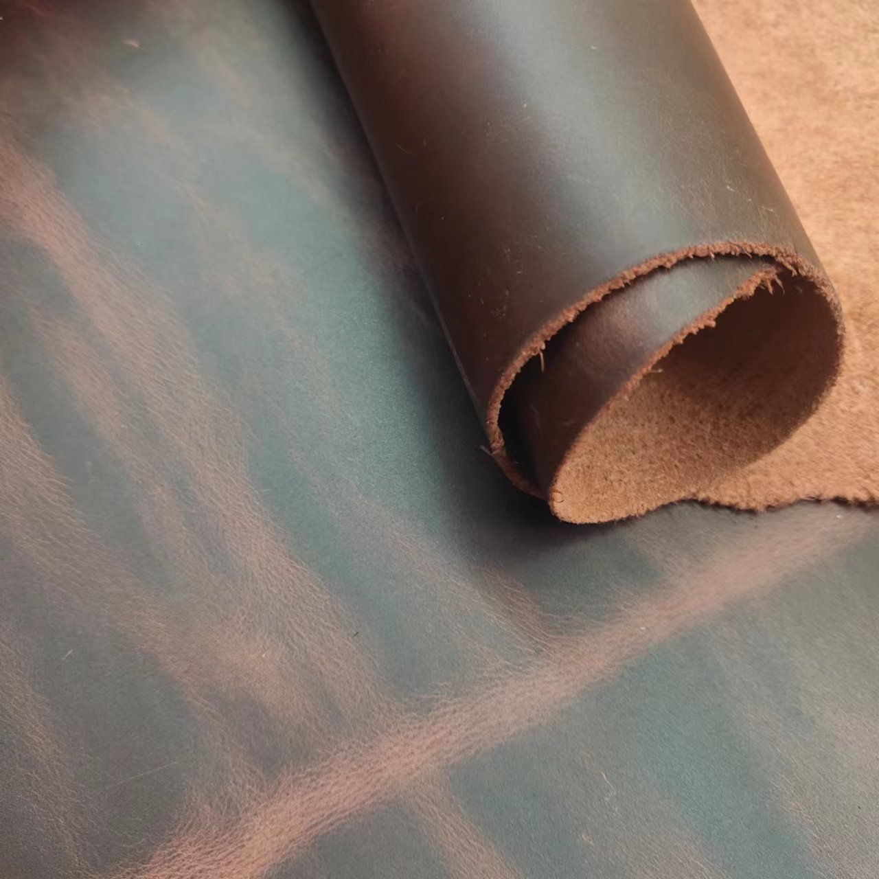 1.8MM复古时尚疯马皮头层牛皮酒红变色光滑真皮包包腰带鞋类|ru