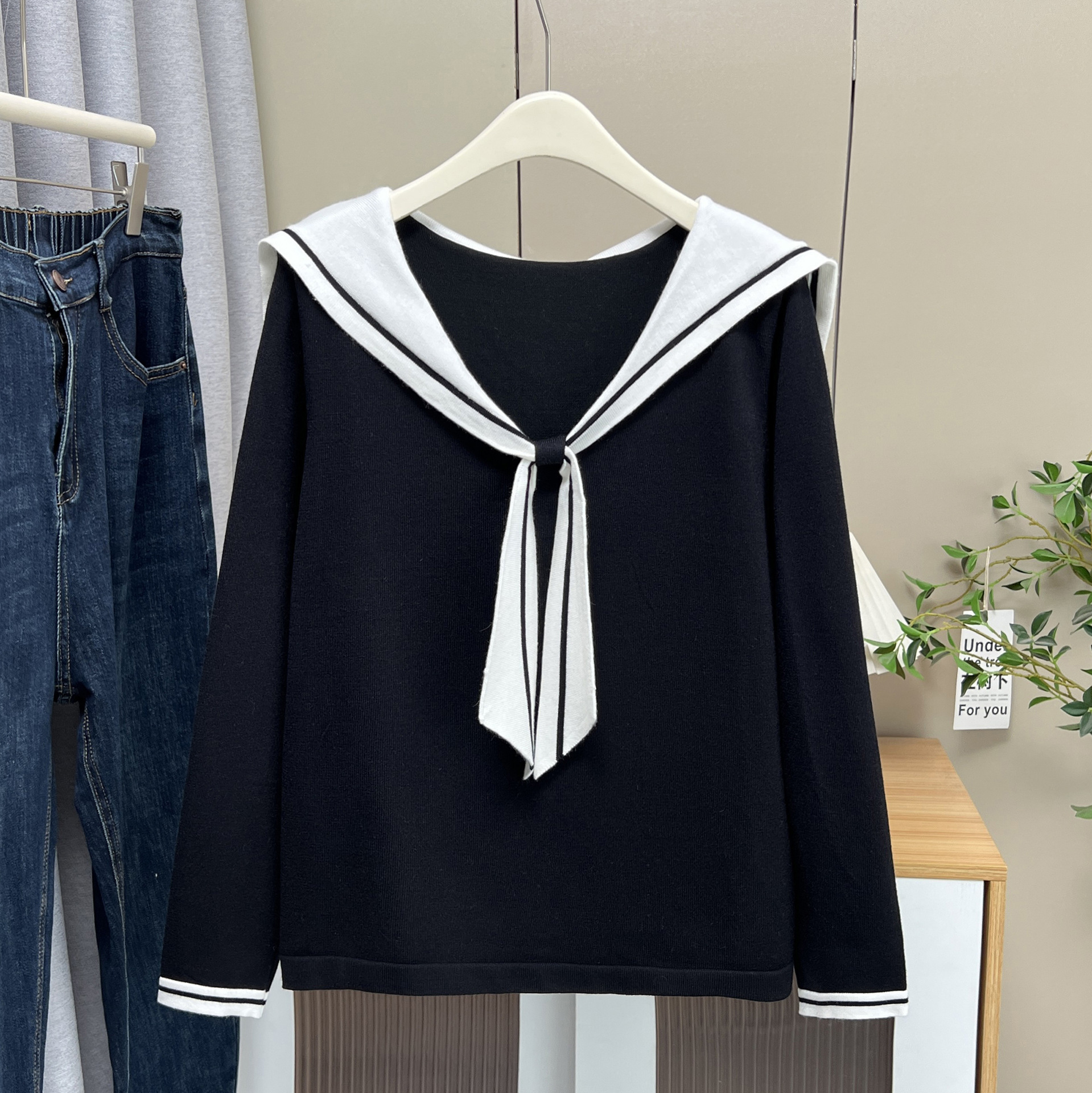 Plus-Size Women's Clothing 2026 Autumn New Korean Style Color-Blocked Navy Collar Knitted Sweater Stylish Top for Chubby Girls 8376