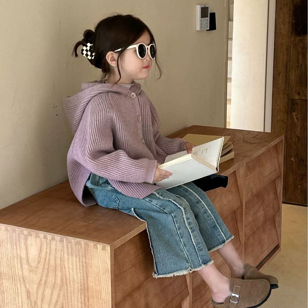 Autumn colored trench coat with hood, sweater, children's clothing, Korean style