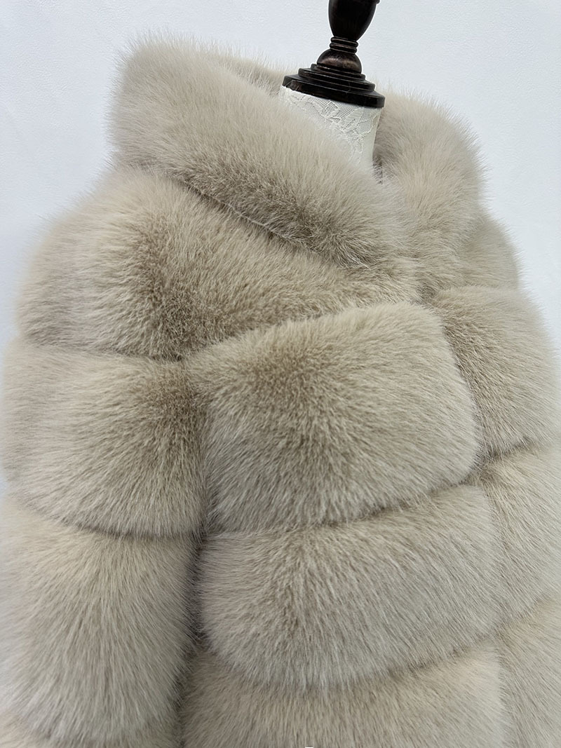 Ropa de mujer Venta caliente de piel Otoño e invierno nuevo abrigo de piel de zorro abrigo con capucha de empalme cálido informal para mujer_voghion.com