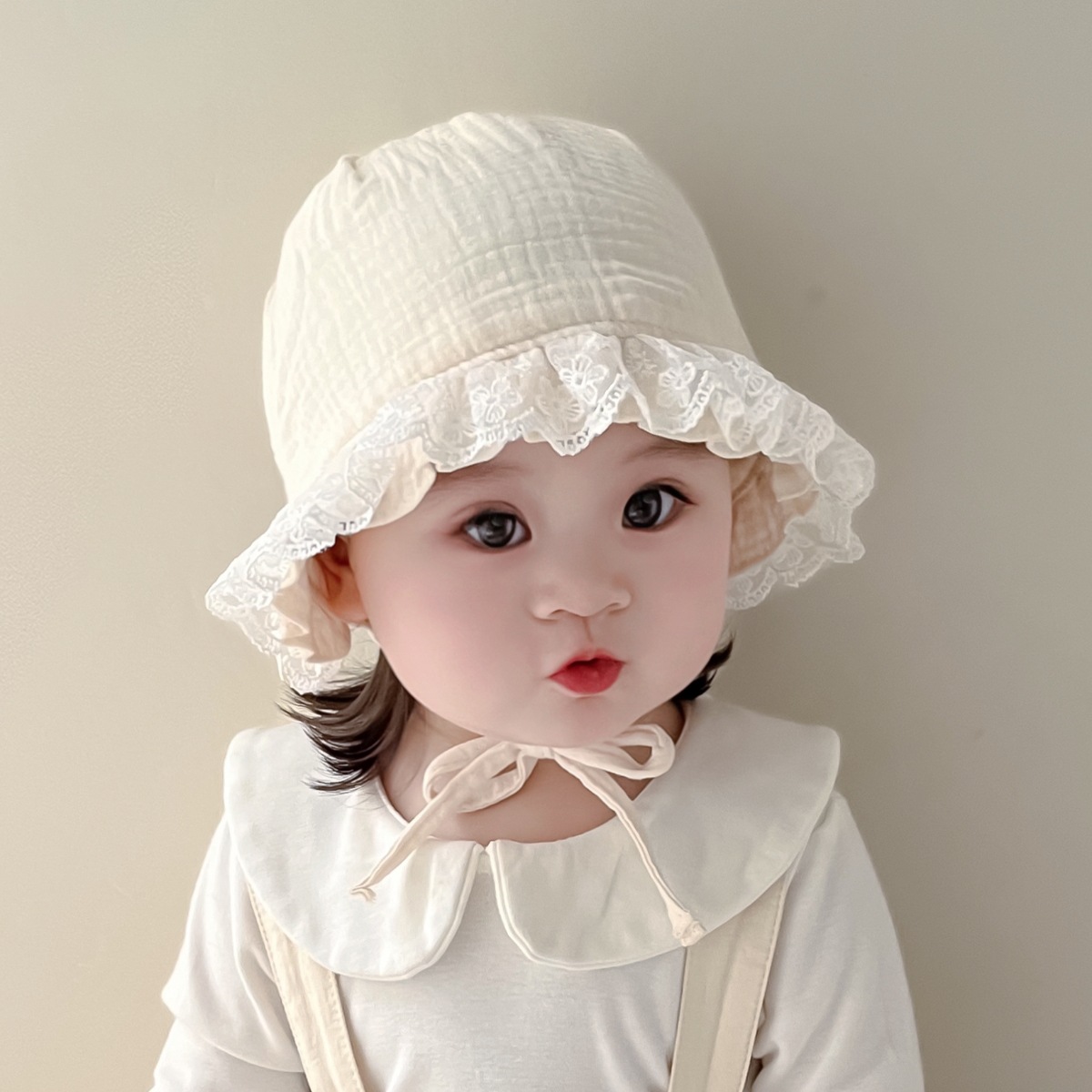 Sombrero de princesa de encaje de bebé primavera y otoño sombrero de bebé de otoño gorro de protección de orejas de la corte gorro de cabeza gorro de bebé de niña gorro de cabeza