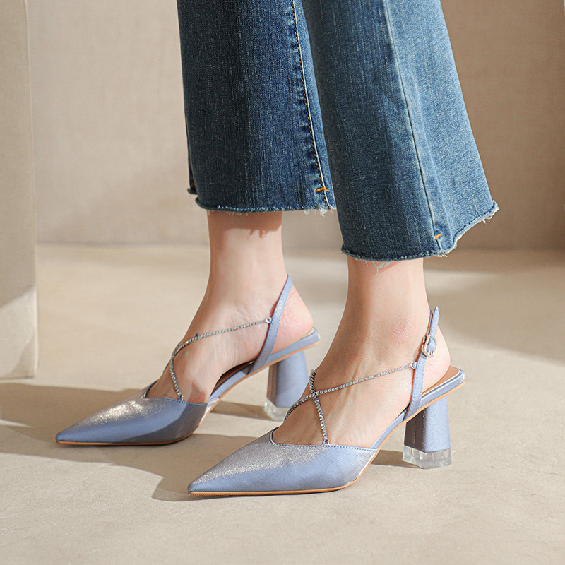 Fuhao Thick Heel Sandals for Women 2023 New Women's Sandals Fashionable Outer Wear Casual Toe Shoes Chain Pumps