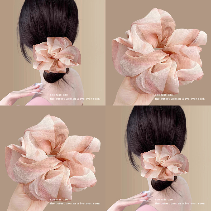 Super Stylish Pink Hair Tie with a Large Scrunchie Design, High-End Feel, Perfect for Bun Hairstyles, Women's Hair Accessory