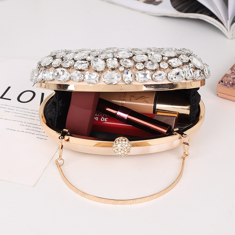 Pochette da sera con strass - elegante borsa a mano per donna_voghion.com
