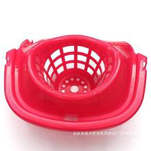 �ղ�Ͱ���D�@���D�Dˮ������L݆�Ӻ�Dˮ�։���̖ˮͰʢ��s