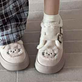 奶fufu加绒小白鞋女2025新款原创设计小众魔术贴板鞋学生保暖棉鞋
