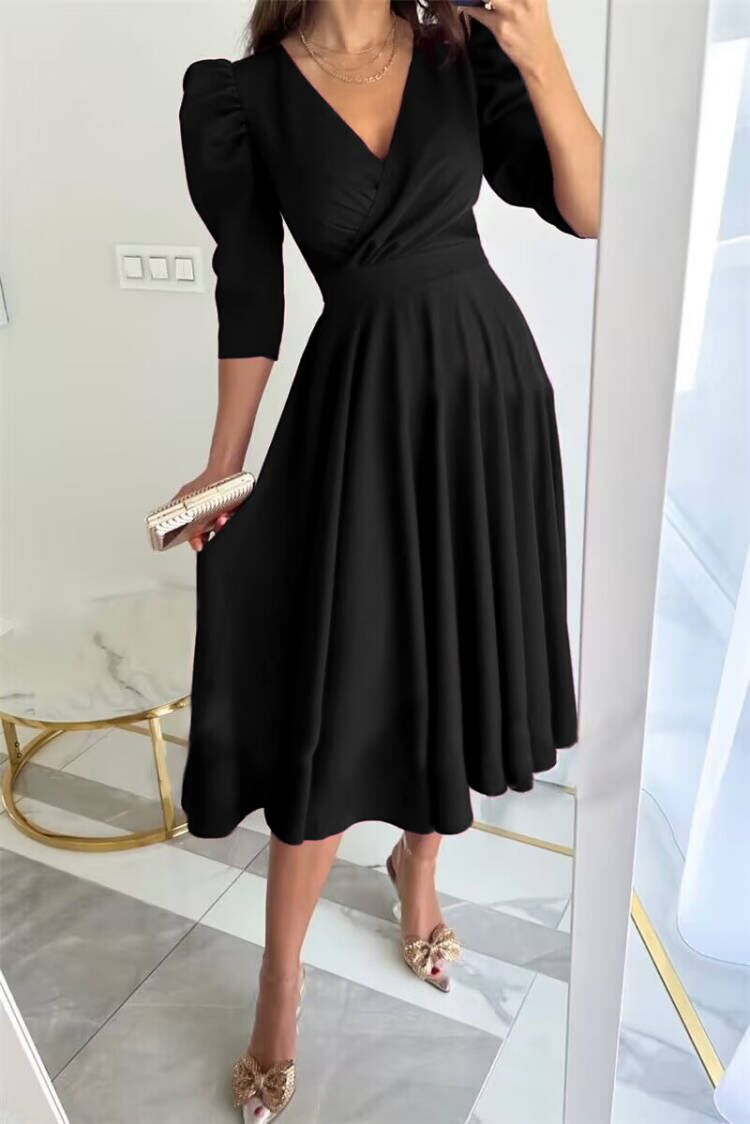 Wholesale Women's Casual Elegant Pleated Solid Color Holiday Daily V Neck 3/4 Length Sleeve Sheath Dress display picture 16