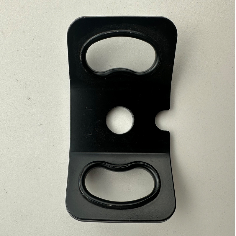 Один тащит двоих, чтобы взять на себя инициативу (женщина)