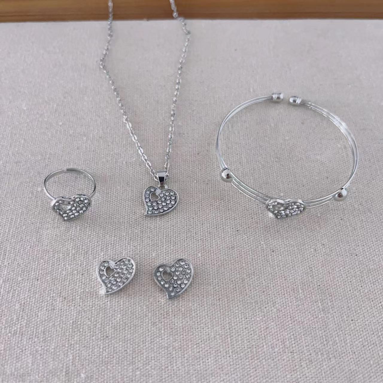Silver Heart Bracelet Set