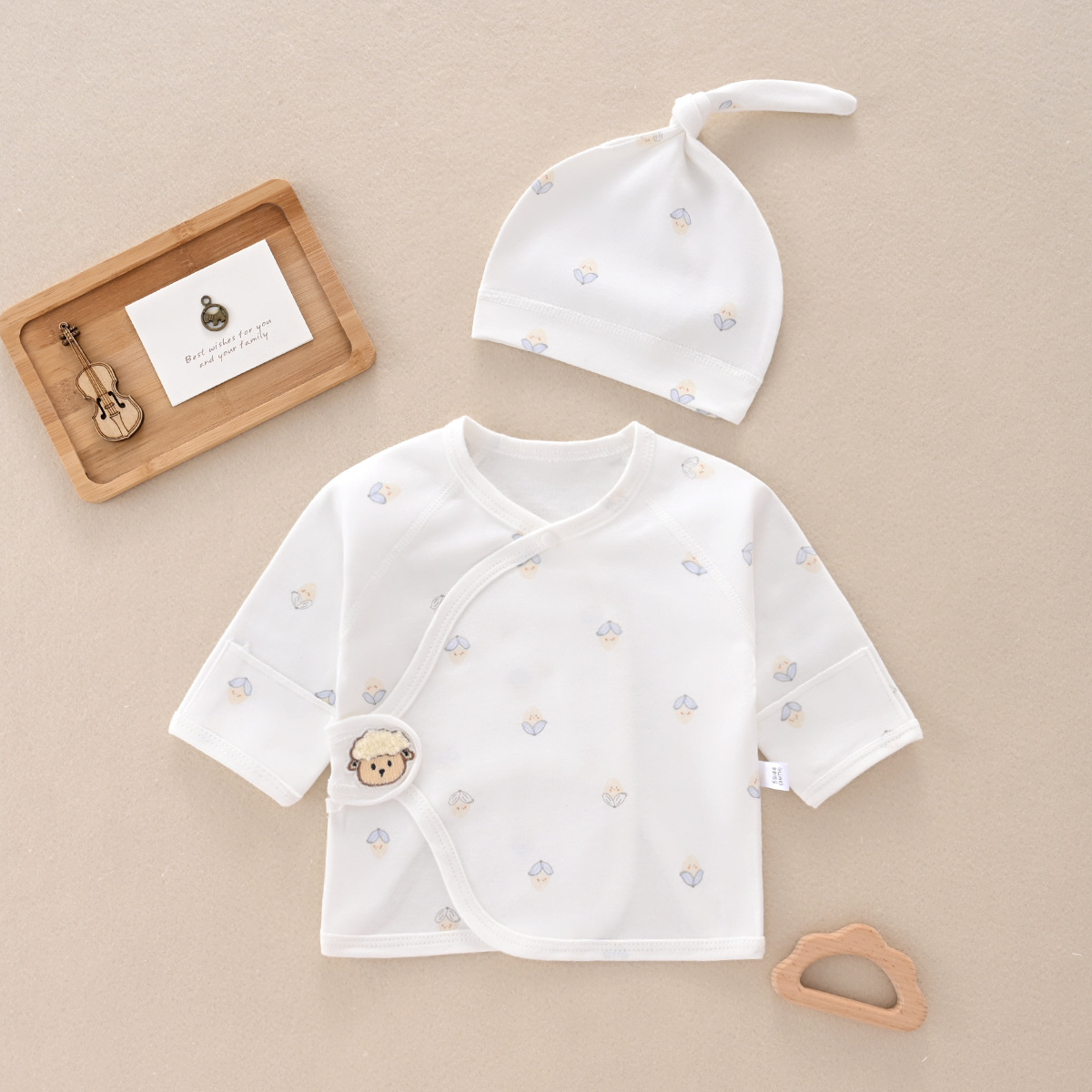 Small snail pattern hooded half back top