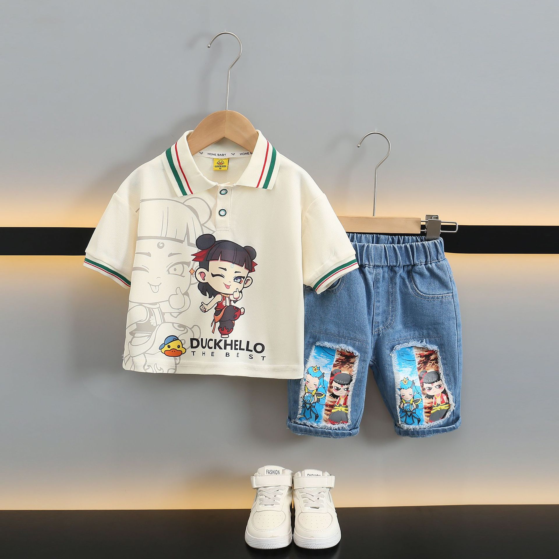 7785 traje de verano para niños 2025 nuevo traje de dos piezas de manga corta de moda para niños ropa delgada de verano para bebés de moda