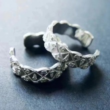 ̩��������Ʒ��ٝ�������ǳ���ָ���Ԛ��|��Ůͬ����ˇ���_��ָ�h