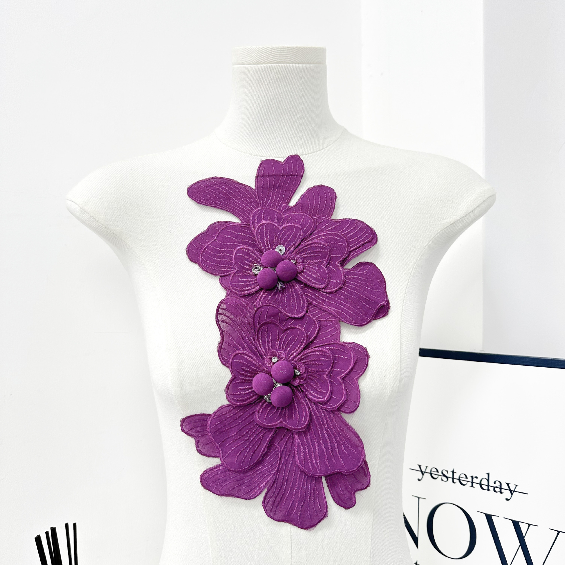 Parches de tela floral, broches y apliques de ropa con bordado de cuentas, accesorios DIY para vestidos de novia y faldas, superventas transfronterizos. image 10