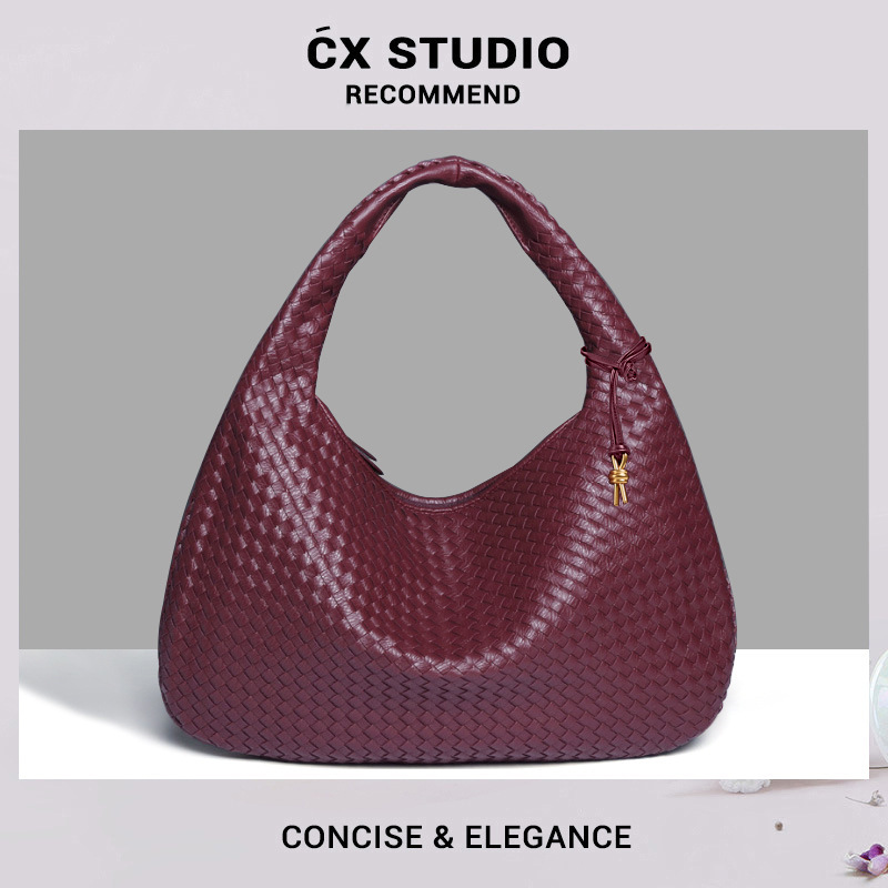 Crescent Moon Shoulder Bag For Women Hand-woven Versatile Style_voghion.com