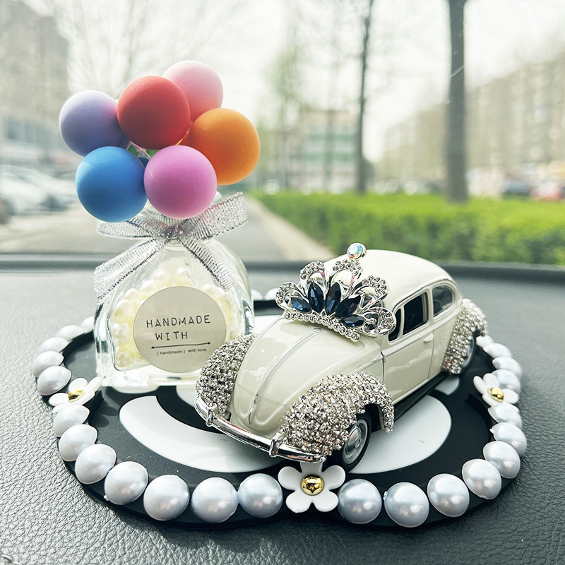 Aromaterapia de coche, lujo ligero duradero, decoración de coche de la diosa, decoración de coche, consola central, personalidad, perfume creativo