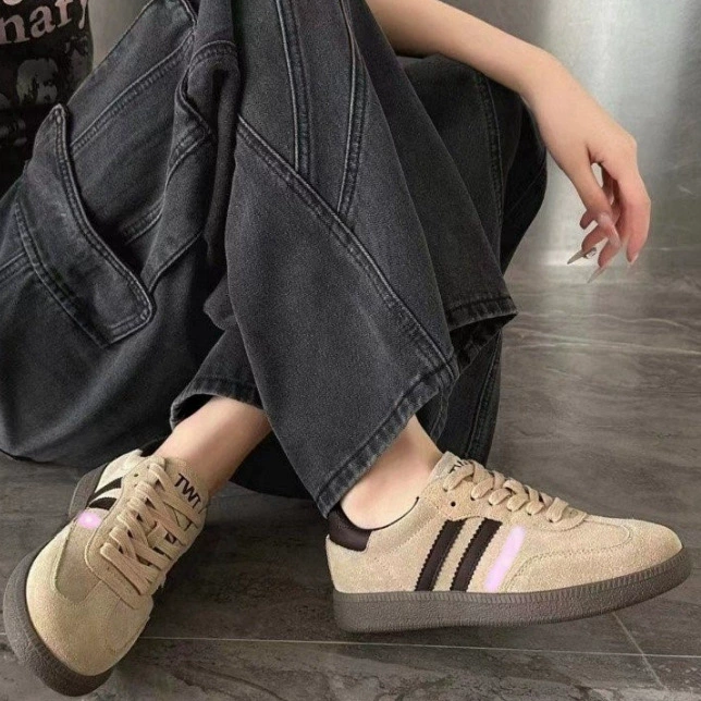 Агамская обувь женская обувь повседневная спортивная обувь немецкая тренировка маленькая белая обувь весна 2025 новая доска обувь дышащая дикая одиночная обувь