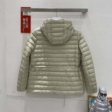 轻薄收腰连帽MC同款高端女士中长欧美羽绒服白鹅绒经典口显瘦蒙家