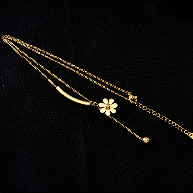 Sweet Flower Titanium Steel Plating Necklace