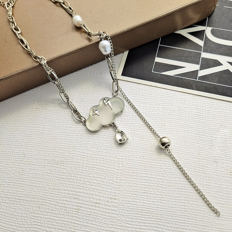 Fashion Clouds Imitation Pearl Alloy Inlay Glass Necklace