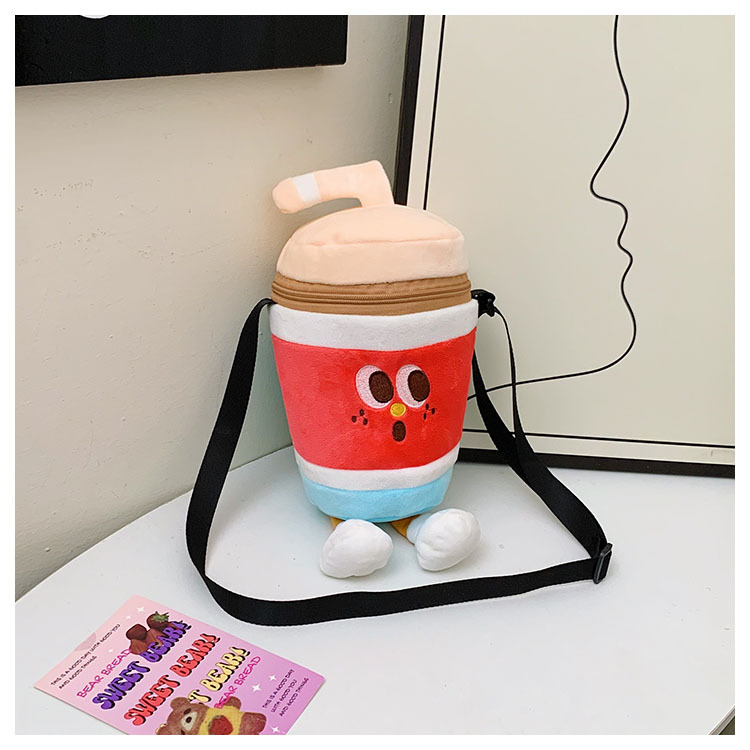 2024 Ny kreativ tecknad pommes frites dockväska för kvinnor plysch bärbar axelväska japansk söt liten väska_voghion.com