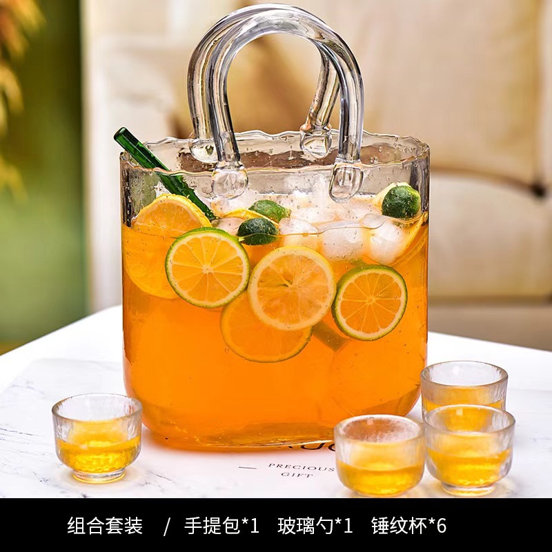 투명 휴대용 버블백*1+녹색 국자*1+과일 와인잔*6