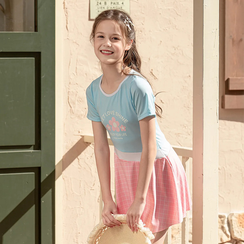 Traje de baño de una pieza para niños, traje de baño de entrenamiento profesional para niñas, estudiantes de secundaria, traje de baño conservador con almohadilla para el pecho para niñas